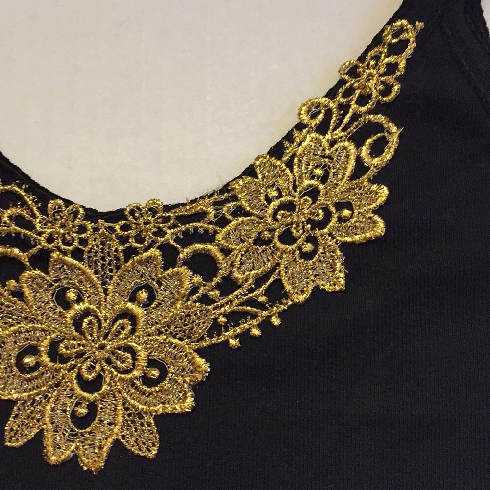 TANK TOP WITH LACE NWOT Black Cotton V-neck gold lame lace form fitting - Picture 5 of 10